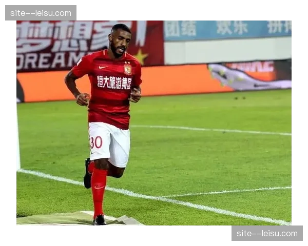 穆里奇高效斩获三球入围月最佳 54.8%传球成功率下的射手本能